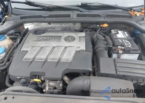 2014 Volkswagen Jetta Tdi z USA, uszkodzony, nr VIN 3VWLL7AJ4EM281323